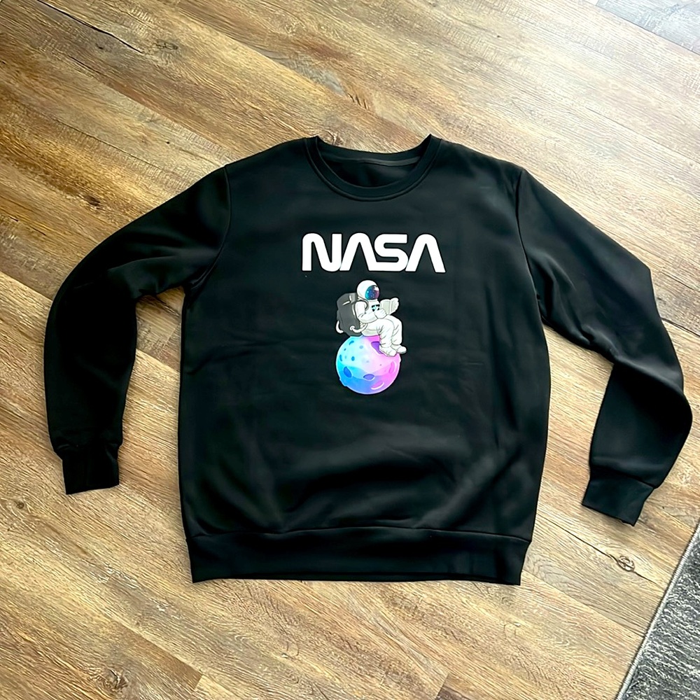 Lightweight NASA Crewneck